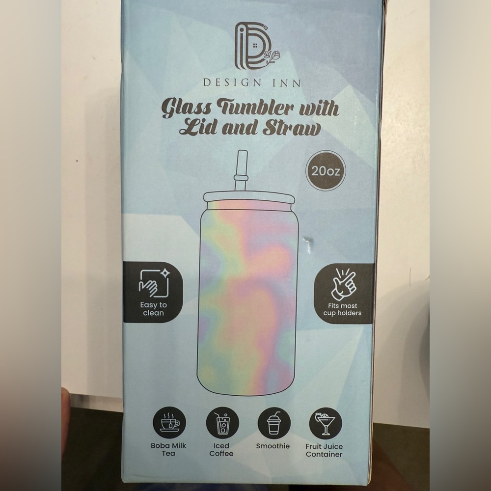 Design Inn Glass Tumbler with Lid and Straw